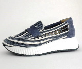 8.95.02 Denim Raffia Multi