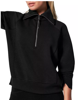 Airessentials Half Zip-Very Black