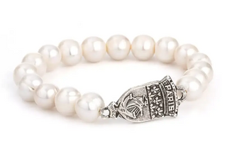 Single strand White pearl stretch bracelet with silver Paris Connector