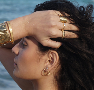 Kit Mini Hoop Earring - Gold